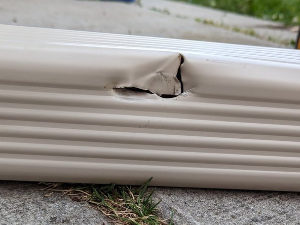 How to Replace a Damaged Gutter Segment: step 4, image 3 of 3