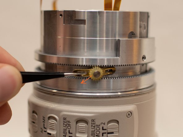 Canon EF 70-200mm f/2.8L IS USM Zooming Key Replacement, Remove Reverse Gears: crwdns2935265:08crwdnd2935265:02crwdnd2935265:02crwdne2935265:0