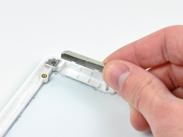 MacBook Core Duo Rear Display Bezel Replacement: crwdns2935265:062crwdnd2935265:02crwdnd2935265:02crwdne2935265:0