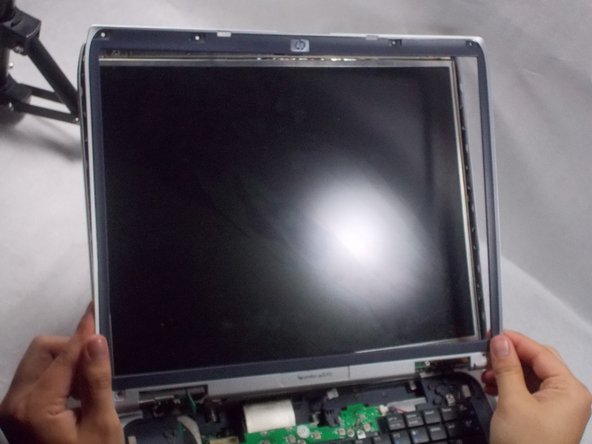 HP Pavilion ze5000 Screen Replacement: crwdns2935265:09crwdnd2935265:03crwdnd2935265:03crwdne2935265:0