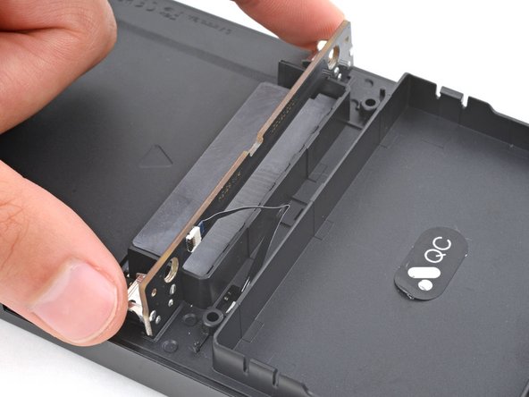 Analogue Pocket Button Board Replacement, Reposition the button board: crwdns2935265:07crwdnd2935265:02crwdnd2935265:03crwdne2935265:0