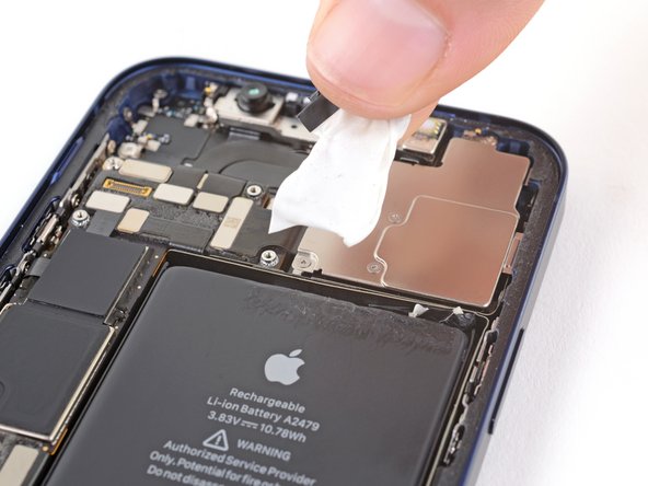 iPhone 12 Battery Replacement: crwdns2935265:047crwdnd2935265:02crwdnd2935265:03crwdne2935265:0