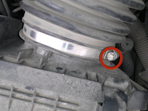 1997-2003 Pontiac Grand Prix GT Air Filter Replacement, Reattaching the Intake Tube: crwdns2935265:08crwdnd2935265:03crwdnd2935265:03crwdne2935265:0