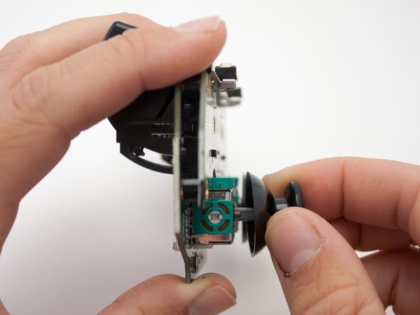 ASUS TV500BG Bluetooth Controller Disassembly, Remove Joysticks: crwdns2935265:08crwdnd2935265:02crwdnd2935265:02crwdne2935265:0