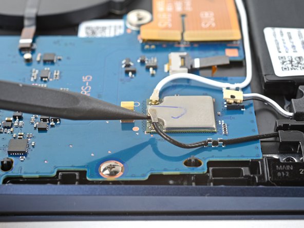 Samsung Galaxy Book Pro 360 15" Daughterboard Replacement: crwdns2935265:013crwdnd2935265:02crwdnd2935265:03crwdne2935265:0