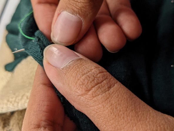 How to Reinforce a Microbead Plush: passo 8, immagine 2 di 3