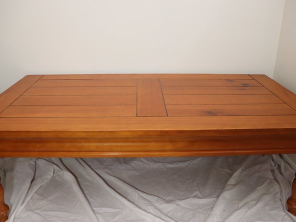 How to Refinish a Scratched Wood Table: crwdns2935265:06crwdnd2935265:03crwdnd2935265:03crwdne2935265:0