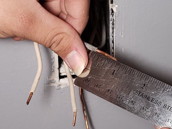 Electrical Outlet/Receptacle Replacement: crwdns2935265:08crwdnd2935265:02crwdnd2935265:02crwdne2935265:0