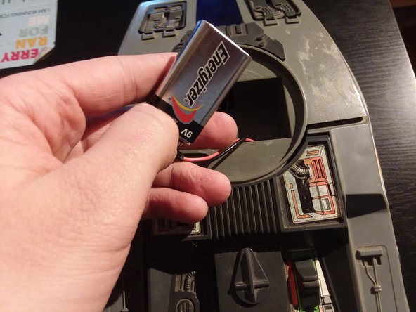 Big Trak Battery Replacement, 9V Battery: crwdns2935265:03crwdnd2935265:03crwdnd2935265:03crwdne2935265:0