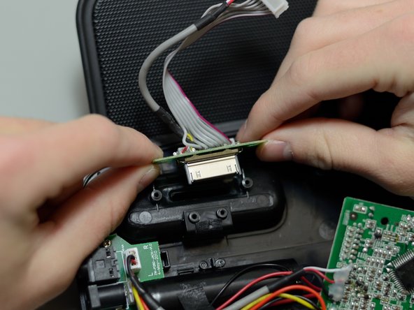 Internal Audio Adapter Jack Replacement: crwdns2935265:010crwdnd2935265:02crwdnd2935265:02crwdne2935265:0