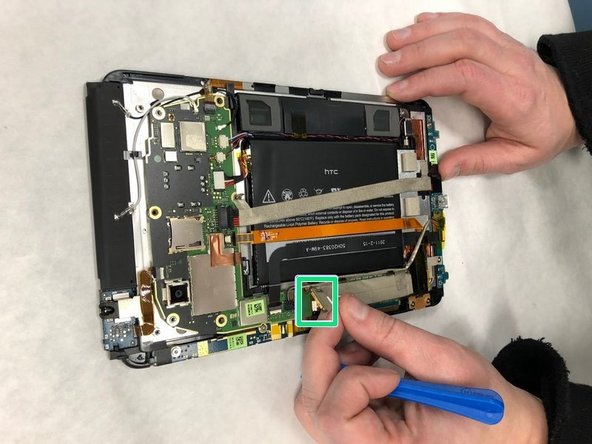 HTC Flyer Charging Port Replacement: adım 6, 3 resimden 3.