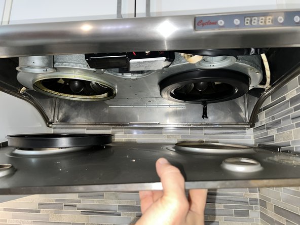 Cyclone Range Hood (Model CY3000R) Circuit Board Replacement: crwdns2935265:03crwdnd2935265:02crwdnd2935265:02crwdne2935265:0