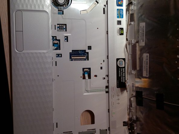 Sony VAIO VPCEH2K1E Heat Sink Replacement: crwdns2935265:010crwdnd2935265:03crwdnd2935265:03crwdne2935265:0