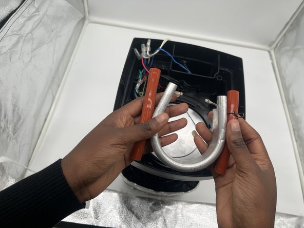 Cuisinart DGB-650 Water Pipe Replacement: crwdns2935265:05crwdnd2935265:03crwdnd2935265:03crwdne2935265:0