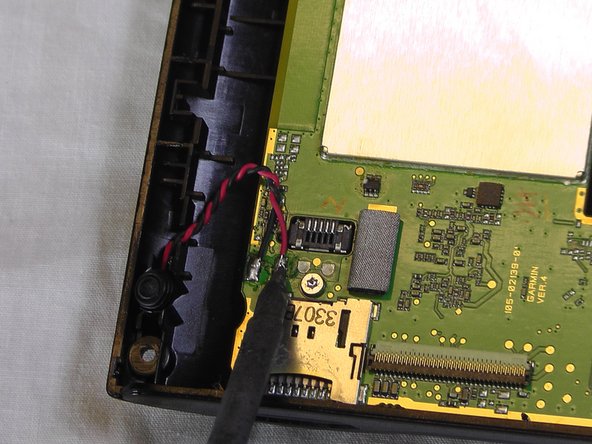 Garmin Nuvi 2597LMT Motherboard Replacement: crwdns2935265:08crwdnd2935265:02crwdnd2935265:02crwdne2935265:0