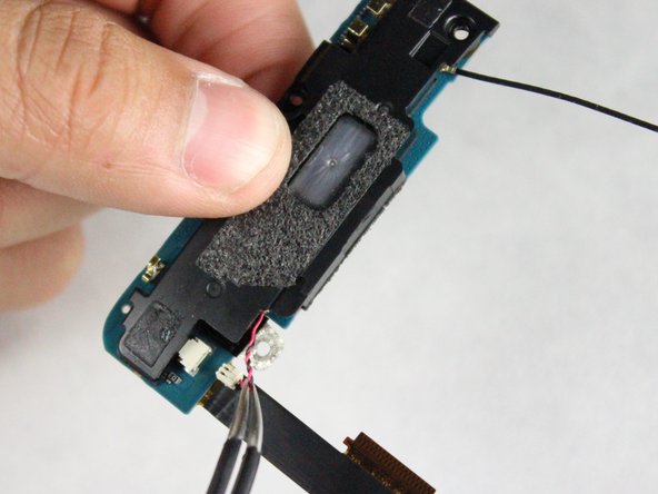 HTC Droid DNA Micro USB Port Replacement, Undo the Wire Connection: crwdns2935265:027crwdnd2935265:02crwdnd2935265:02crwdne2935265:0