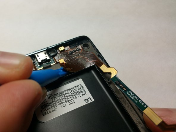 LG Optimus L9 P769 Micro-USB Port Replacement: crwdns2935265:09crwdnd2935265:02crwdnd2935265:02crwdne2935265:0