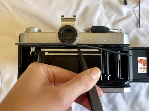 Canon AE-1 Program Light Seal Replacement: crwdns2935265:06crwdnd2935265:02crwdnd2935265:03crwdne2935265:0