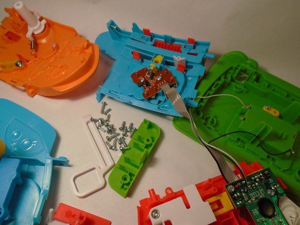 Toy Farm House Teardown, Teardown: crwdns2935265:03crwdnd2935265:02crwdnd2935265:03crwdne2935265:0