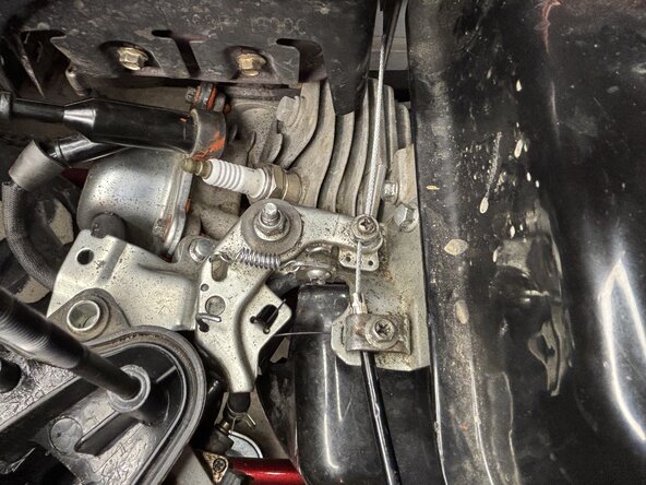 Coleman CT200U-AB Mini Bike Throttle Assembly Replacement, Adjust Throttle Free Play: crwdns2935265:012crwdnd2935265:03crwdnd2935265:03crwdne2935265:0