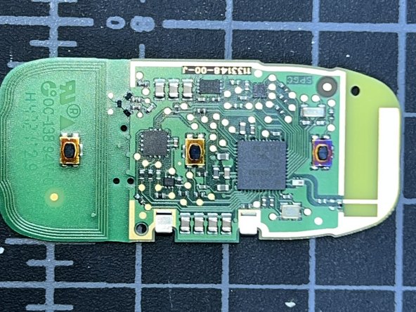 Tesla Model 3 Key Fob Teardown, PCB Extraction: crwdns2935265:05crwdnd2935265:03crwdnd2935265:03crwdne2935265:0