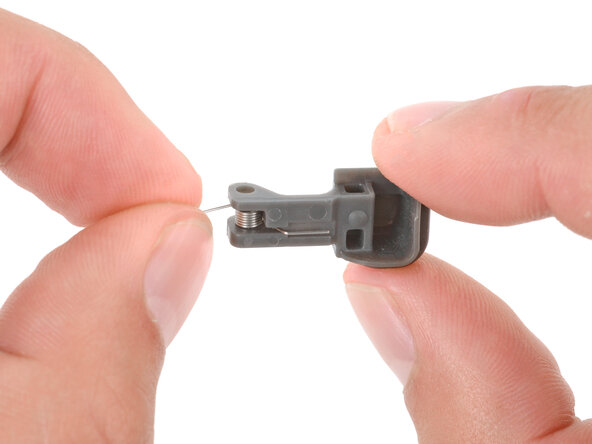 How to Install Shoulder Buttons in Your Game Boy Advance SP, Install the other shoulder button: crwdns2935265:05crwdnd2935265:01crwdnd2935265:03crwdne2935265:0