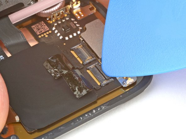 Apple Watch Series 9 Screen Replacement, Flip up the locking flaps: passo 16, immagine 2 di 3