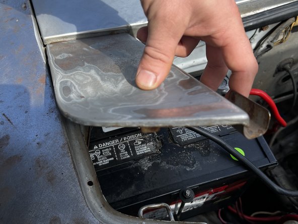 1978 Datsun 280Z Turn Signal Flasher Replacement: crwdns2935265:03crwdnd2935265:02crwdnd2935265:03crwdne2935265:0