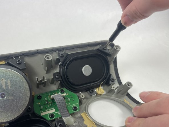 Polk Omni S2 Left Radiator Replacement, Left Radiator: crwdns2935265:07crwdnd2935265:02crwdnd2935265:02crwdne2935265:0