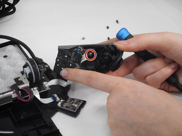 Razer Tartarus V2 D-Pad Replacement: crwdns2935265:06crwdnd2935265:02crwdnd2935265:03crwdne2935265:0