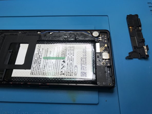 BlackBerry Key2 Disassembly, Removing the screws: crwdns2935265:03crwdnd2935265:03crwdnd2935265:03crwdne2935265:0