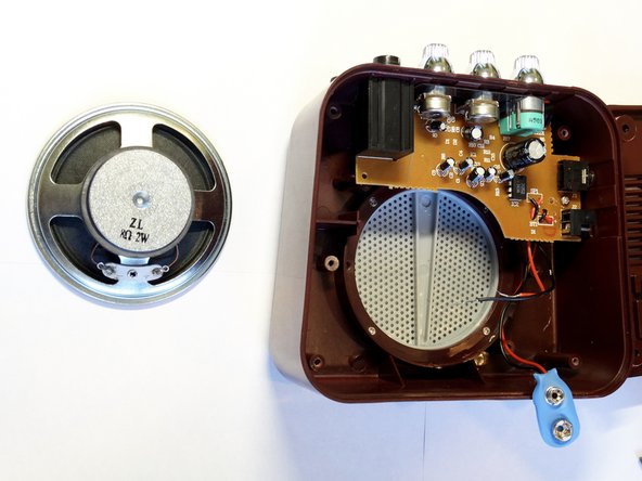 Honeytone N-10 Mini Amp Speaker Replacement: step 6, image 2 of 2