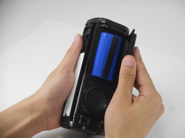 Tribit Stormbox IC-BTS30 Battery Replacement, Battery: step 4, image 3 of 3