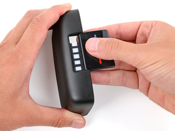 Polaroid Flip Display Cover Replacement, Remove the display cover: crwdns2935265:08crwdnd2935265:02crwdnd2935265:03crwdne2935265:0