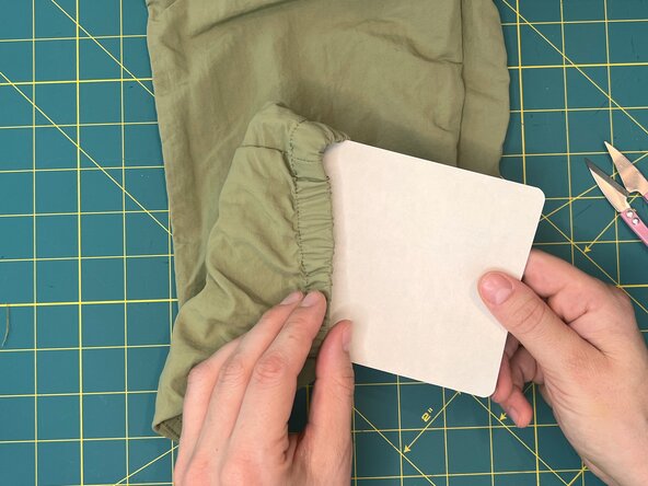 Baseball Stitch on a Tear, Assess the damage: crwdns2935265:02crwdnd2935265:03crwdnd2935265:03crwdne2935265:0