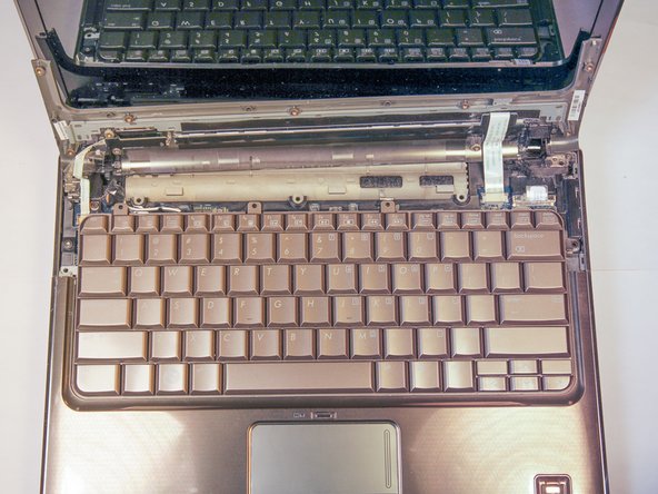 HP Pavilion DV3 Heatsink/Fan Replacement: crwdns2935265:019crwdnd2935265:03crwdnd2935265:03crwdne2935265:0