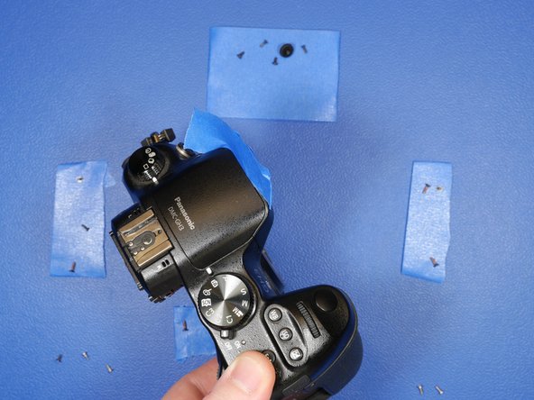 Panasonic Lumix DMC-GH3 Disassembly: crwdns2935265:018crwdnd2935265:03crwdnd2935265:03crwdne2935265:0