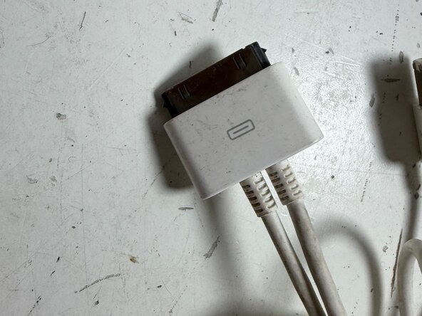 How to (Actually) Charge It, If you have a Firewire wall charger: step 2, image 2 of 2