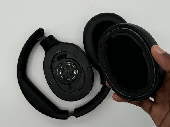 TOZO HT2 Ear Pad Replacement: crwdns2935265:02crwdnd2935265:03crwdnd2935265:03crwdne2935265:0