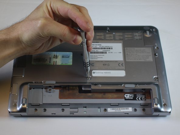 Toshiba NB305 Wifi Card Replacement, Wifi Card: crwdns2935265:04crwdnd2935265:03crwdnd2935265:03crwdne2935265:0