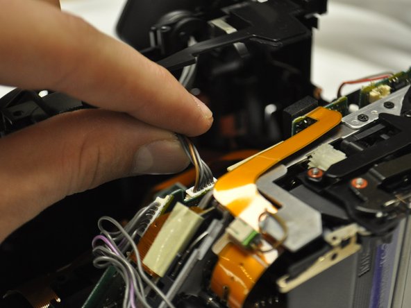 RCA Small Wonders Camcorder CC176 Viewfinder Replacement: crwdns2935265:03crwdnd2935265:02crwdnd2935265:02crwdne2935265:0