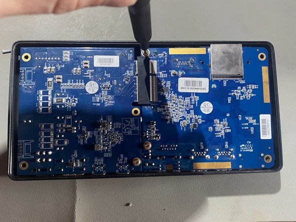 OWC Thunderbolt 3 Pro Dock fan replacement, Re-installing mainboard: crwdns2935265:015crwdnd2935265:03crwdnd2935265:03crwdne2935265:0