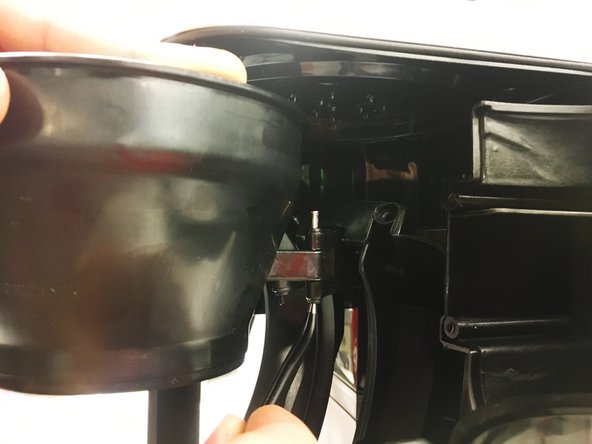 Ninja Coffee Bar® Single-Serve System Drip Stop Toggle and Brew Basket Replacement: crwdns2935265:03crwdnd2935265:02crwdnd2935265:03crwdne2935265:0