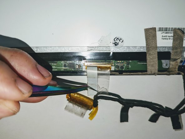 ASUS VivoBook S400C LCD / Touch Screen Assembly Replacement, Disconnect the LCD Cable: crwdns2935265:020crwdnd2935265:02crwdnd2935265:02crwdne2935265:0