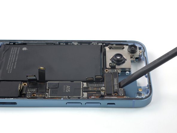 iPhone 14 Logic Board Replacement, Pry up the logic board: step 58, image 1 of 2