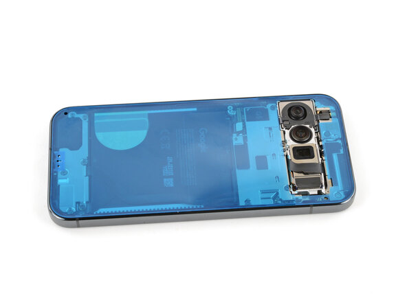 Google Pixel 10 Pro XL USB‑C Board Replacement: 43 단계, 이미지 3개 중 3개