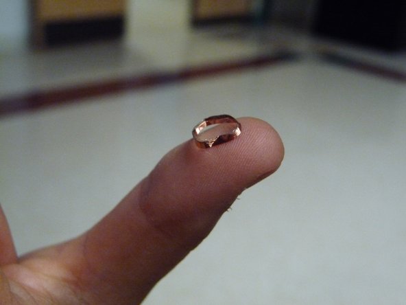 Ear bud Teardown: crwdns2935265:07crwdnd2935265:02crwdnd2935265:02crwdne2935265:0