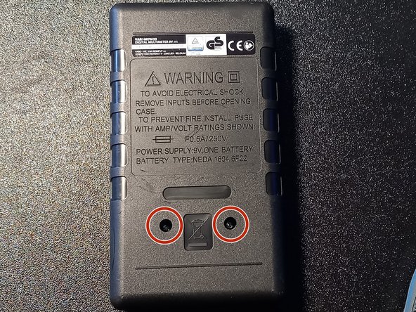 Varo Digital Multimeter Battery Replacement: step 2, image 2 of 2