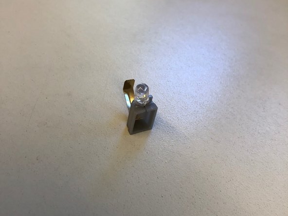 Makesea Multitool Pen Flashlight Teardown, Remove LED and batteries: step 3, image 2 of 2