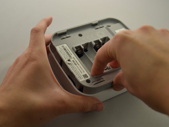 Samsung SmartThings Hub USB Port Replacement: crwdns2935265:03crwdnd2935265:02crwdnd2935265:03crwdne2935265:0